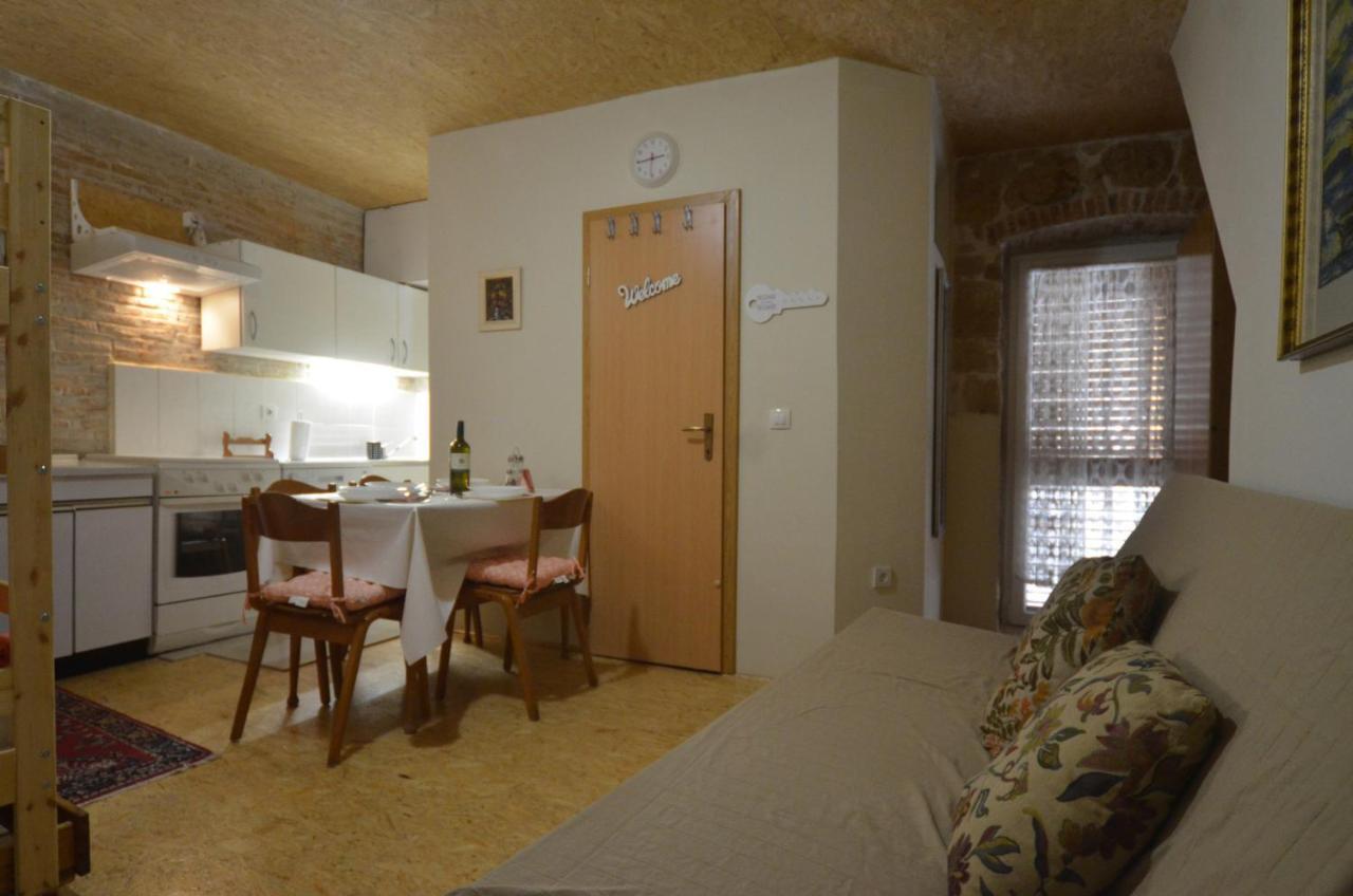 Studio Apartment La Maison De Catherine Rovinj Exteriér fotografie