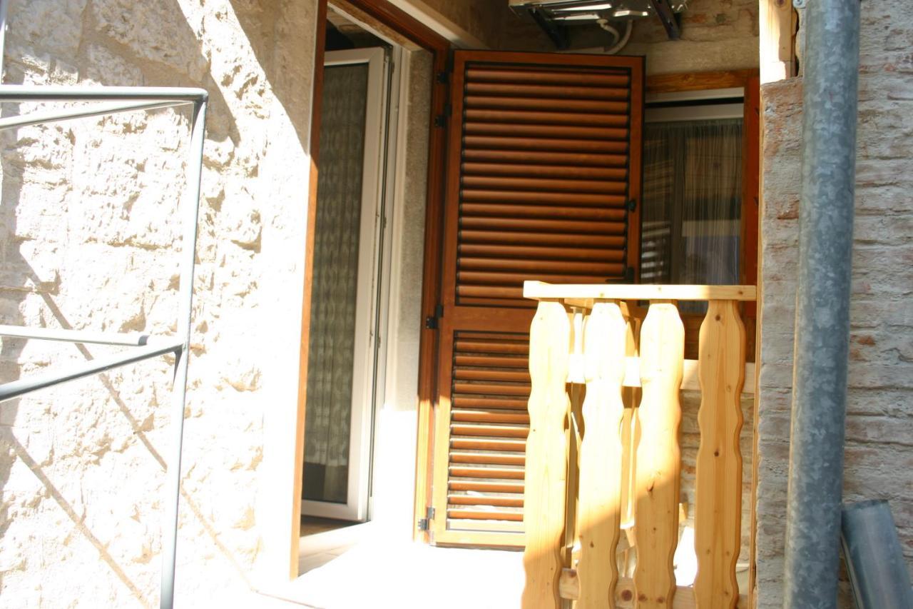 Studio Apartment La Maison De Catherine Rovinj Exteriér fotografie