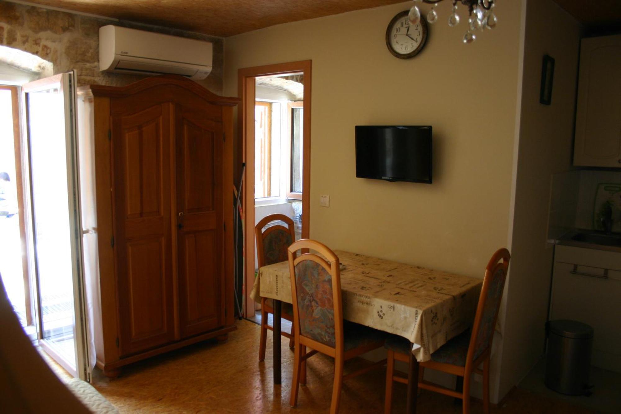 Studio Apartment La Maison De Catherine Rovinj Exteriér fotografie